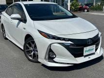 2022 Toyota Prius PHV