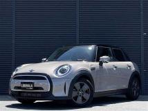 2022 BMW MINI