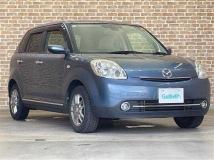 2013 Mazda Verisa