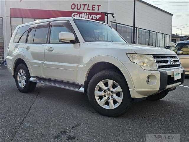 2011 Mitsubishi Pajero