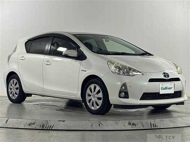 2013 Toyota AQUA
