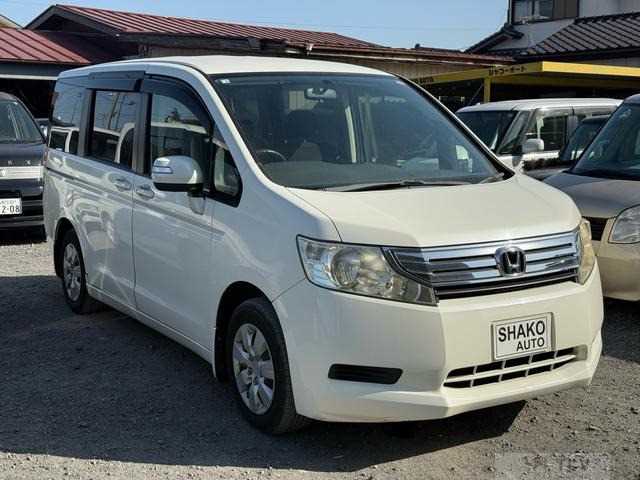 2011 Honda Step WGN