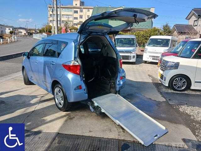 2011 Toyota Ractis