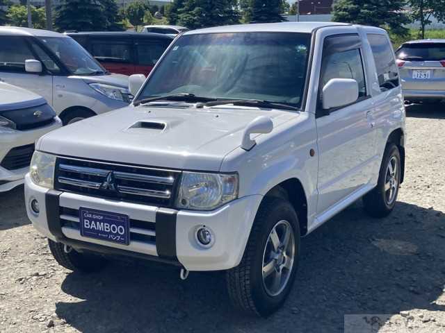 2011 Mitsubishi Pajero Mini