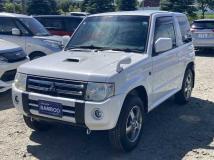 2011 Mitsubishi Pajero Mini