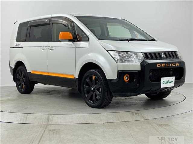 2017 Mitsubishi Delica D5