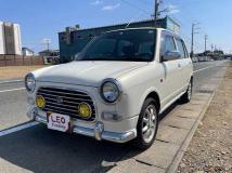 2001 Daihatsu Miragino