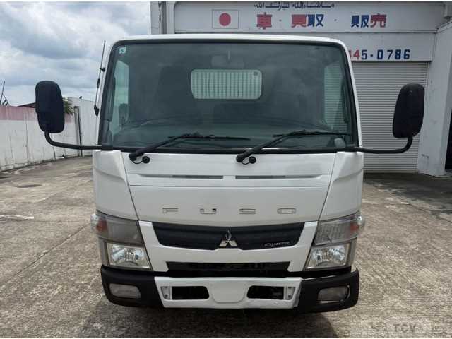2015 Mitsubishi Canter