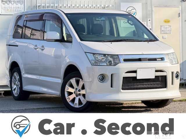 2008 Mitsubishi Delica D5