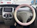 2011 Daihatsu Tanto