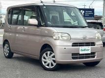 2011 Daihatsu Tanto