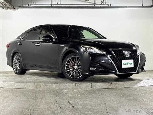 2016 Toyota Crown Hybrid
