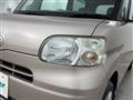 2011 Daihatsu Tanto