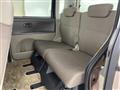 2011 Daihatsu Tanto