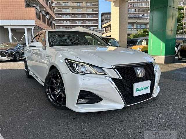 2016 Toyota Crown Hybrid