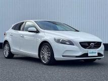 2015 Volvo V40