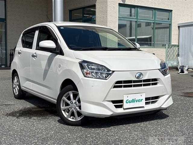 2017 Daihatsu Mira Es