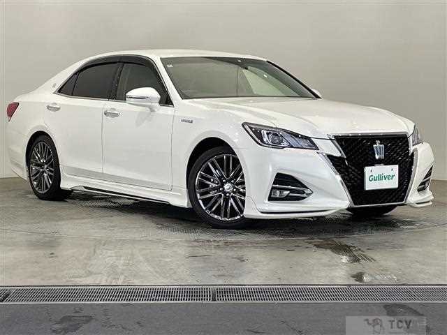 2016 Toyota Crown Hybrid