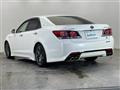 2016 Toyota Crown Hybrid