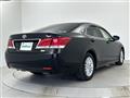 2017 Toyota Crown Hybrid
