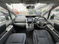 2009 Toyota Voxy