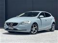 2017 Volvo V40