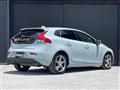 2017 Volvo V40
