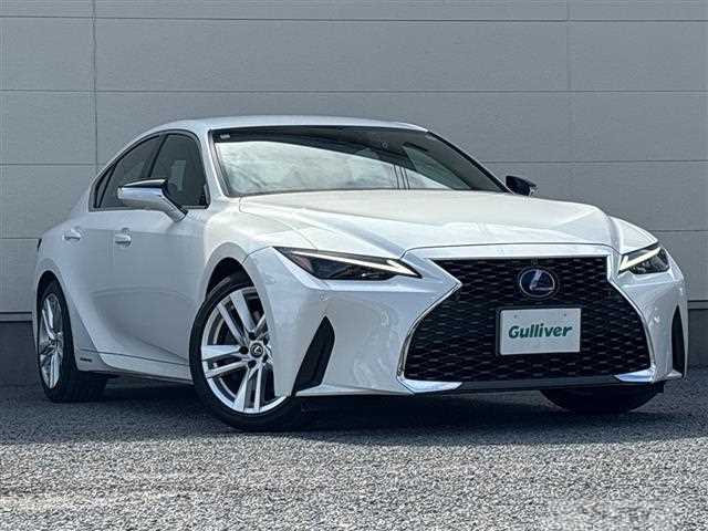 2020 Lexus IS