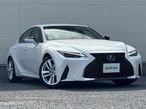 2020 Lexus IS
