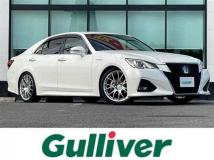 2016 Toyota Crown Hybrid