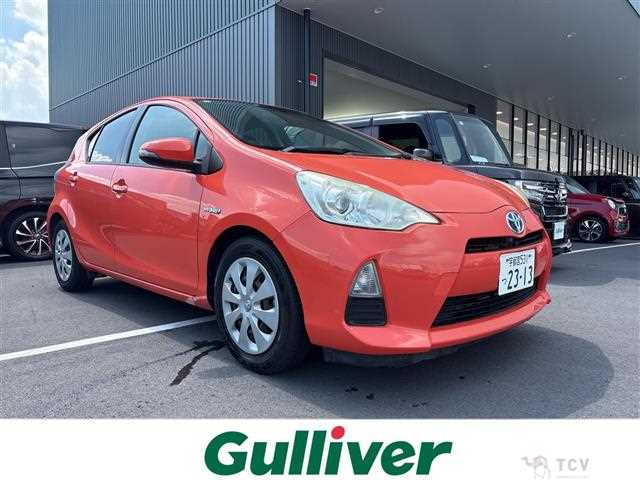 2013 Toyota AQUA