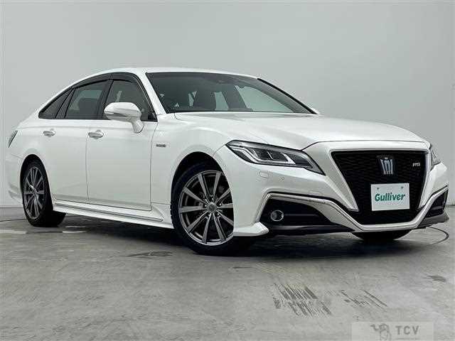 2019 Toyota Crown Hybrid