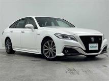 2019 Toyota Crown Hybrid