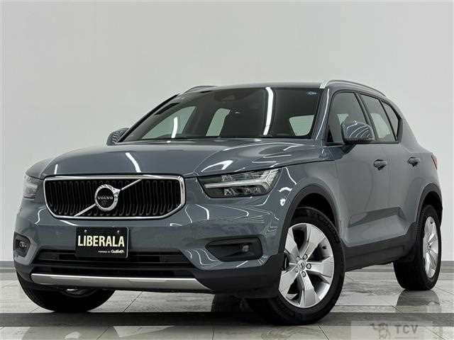 2022 Volvo XC40