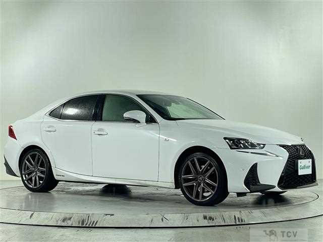 2019 Lexus IS