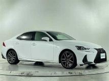 2019 Lexus IS