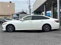 2018 Toyota Crown Hybrid