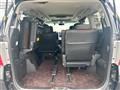 2013 Toyota Alphard