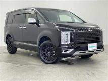 2023 Mitsubishi Delica D5