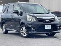 2012 Toyota Noah