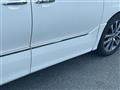 2016 Toyota Estima