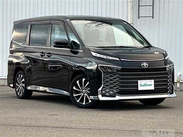 2022 Toyota Voxy
