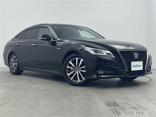 2020 Toyota Crown Hybrid
