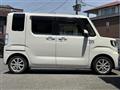 2015 Daihatsu WAKE