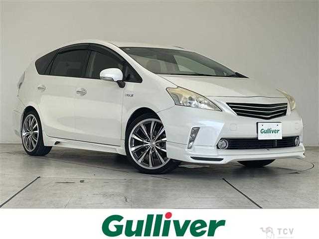 2013 Toyota PRIUS α