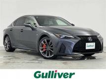 2021 Lexus IS