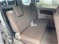 2015 Mitsubishi Minicab Van