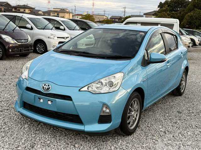 2013 Toyota AQUA