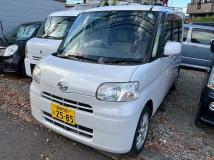 2011 Daihatsu Tanto