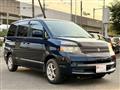 2005 Toyota Voxy